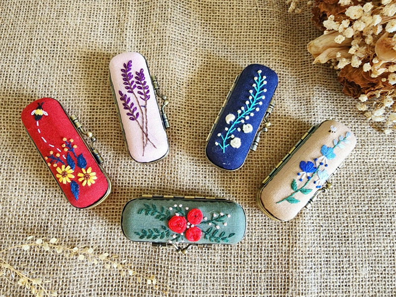 Vintage Embroidered Lipstick Case (NO MIRROR)