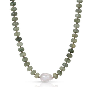 Splendid Iris Stone Necklace with Baroque Pearl