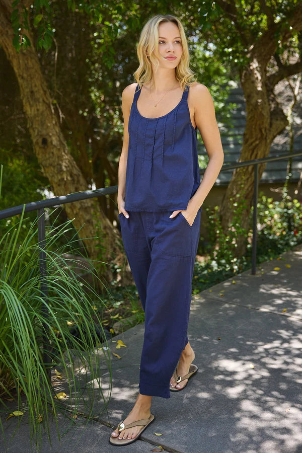 XCVI Wearables Shawnie Linen Billowy Pintuck Tank In Navy