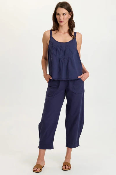 XCVI Wearables Shawnie Linen Billowy Pintuck Tank In Navy