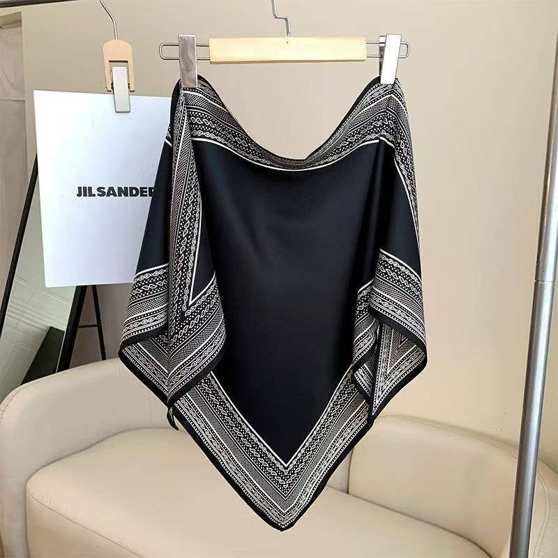 Printed Triangle Scarf – Bandana Style Wrap / Shawl