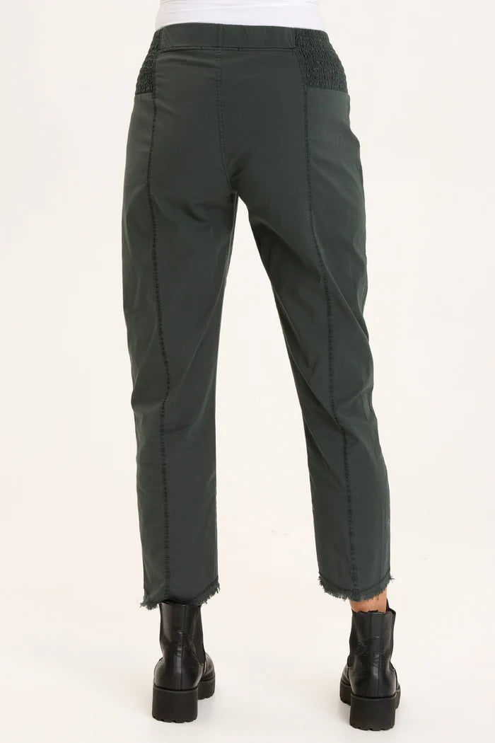 XCVI Acker Slim Pant - Vining Ivy Pigment