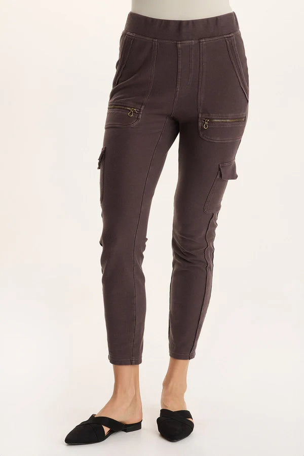 XCVI Keelie Twill Knit Elevated Pocket Legging  in Bistro Pigment
