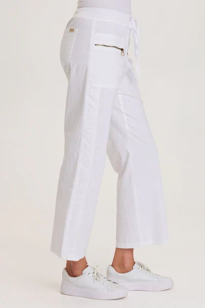 XCVI Darrow Zipper Pockets Pant  in White