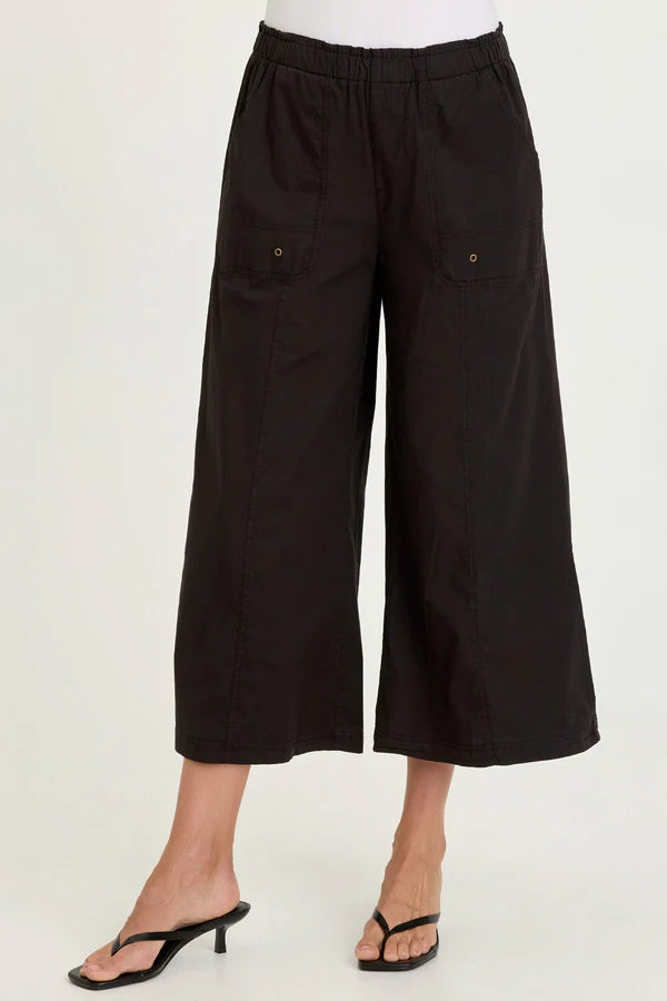 XCVI Wearables Gottfried Poplin Gaucho Crop  in Black