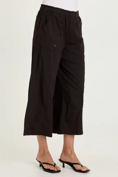 XCVI Wearables Gottfried Poplin Gaucho Crop  in Black