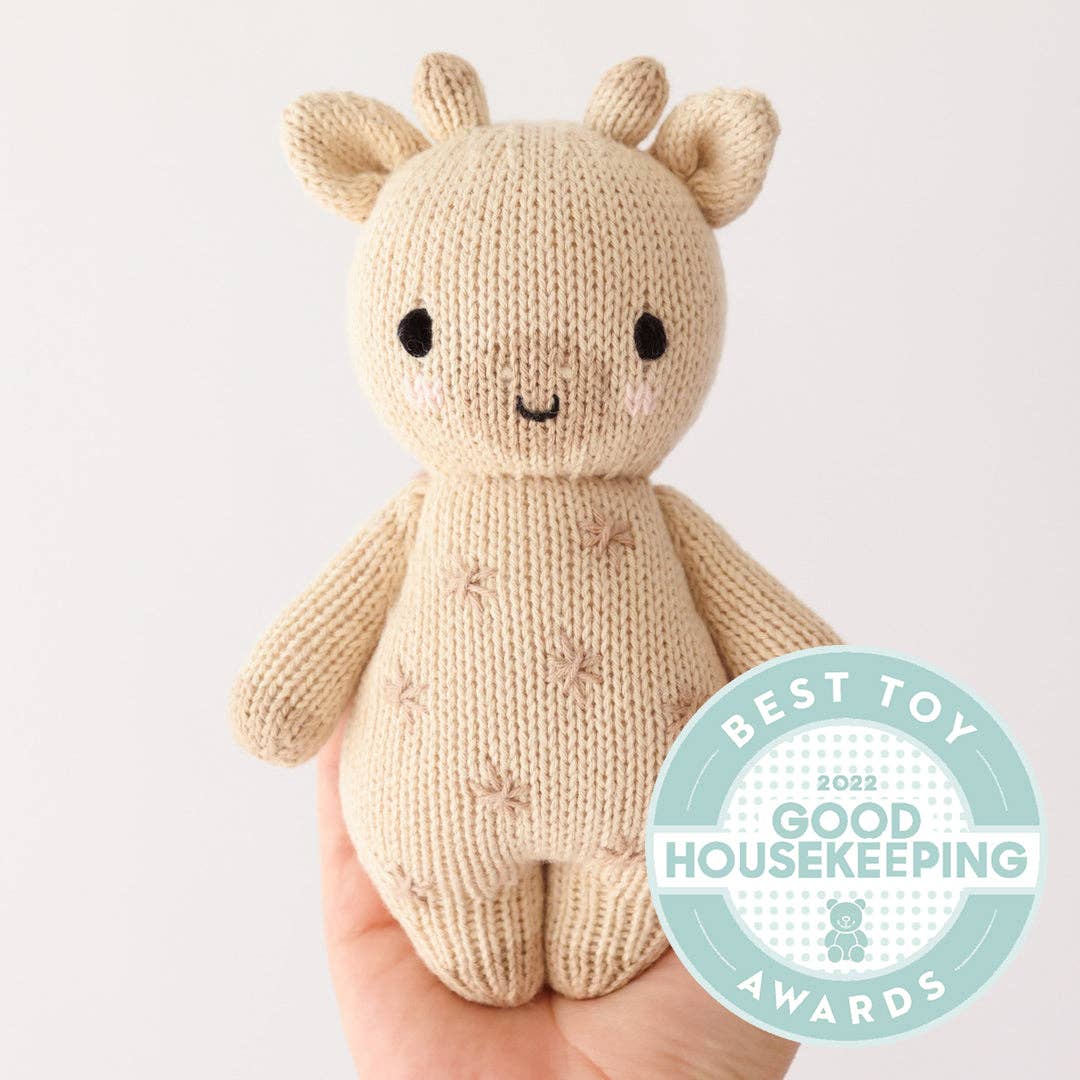 Cuddle+Kind Baby giraffe, gives 5 meals