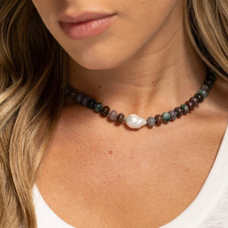 Splendid Iris Stone Necklace with Baroque Pearl