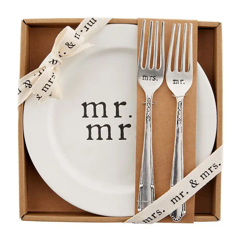 Mud Pie Mr. & Mrs. Wedding Cake Plate Set