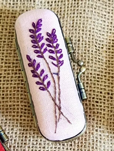 Vintage Embroidered Lipstick Case (NO MIRROR)