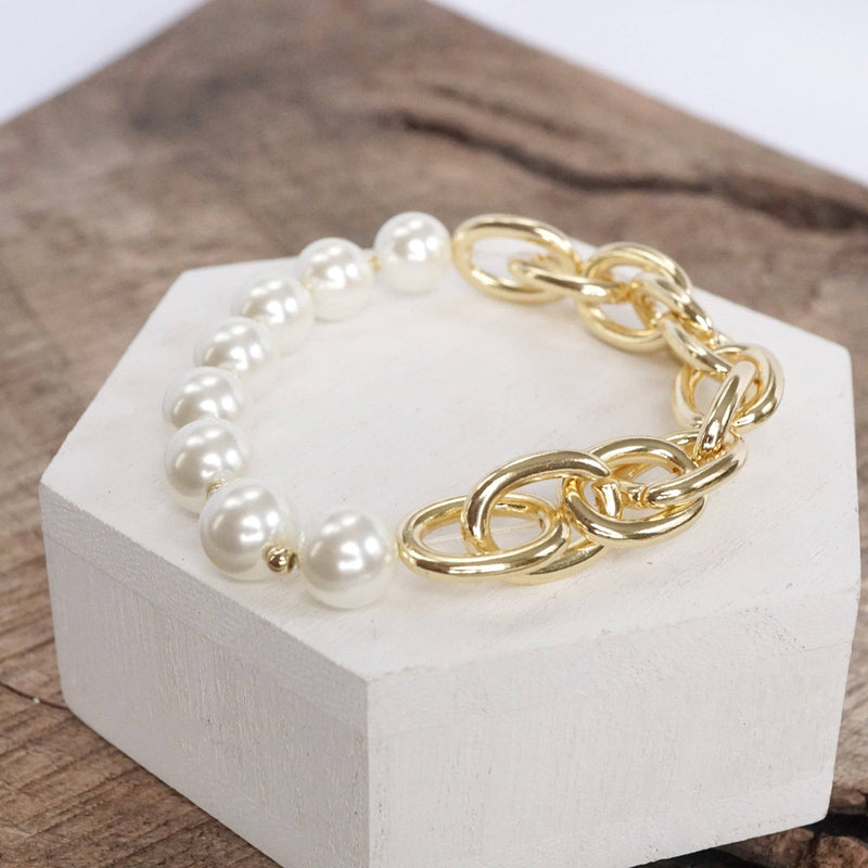 Golden Chain and large pearls beads bracelet