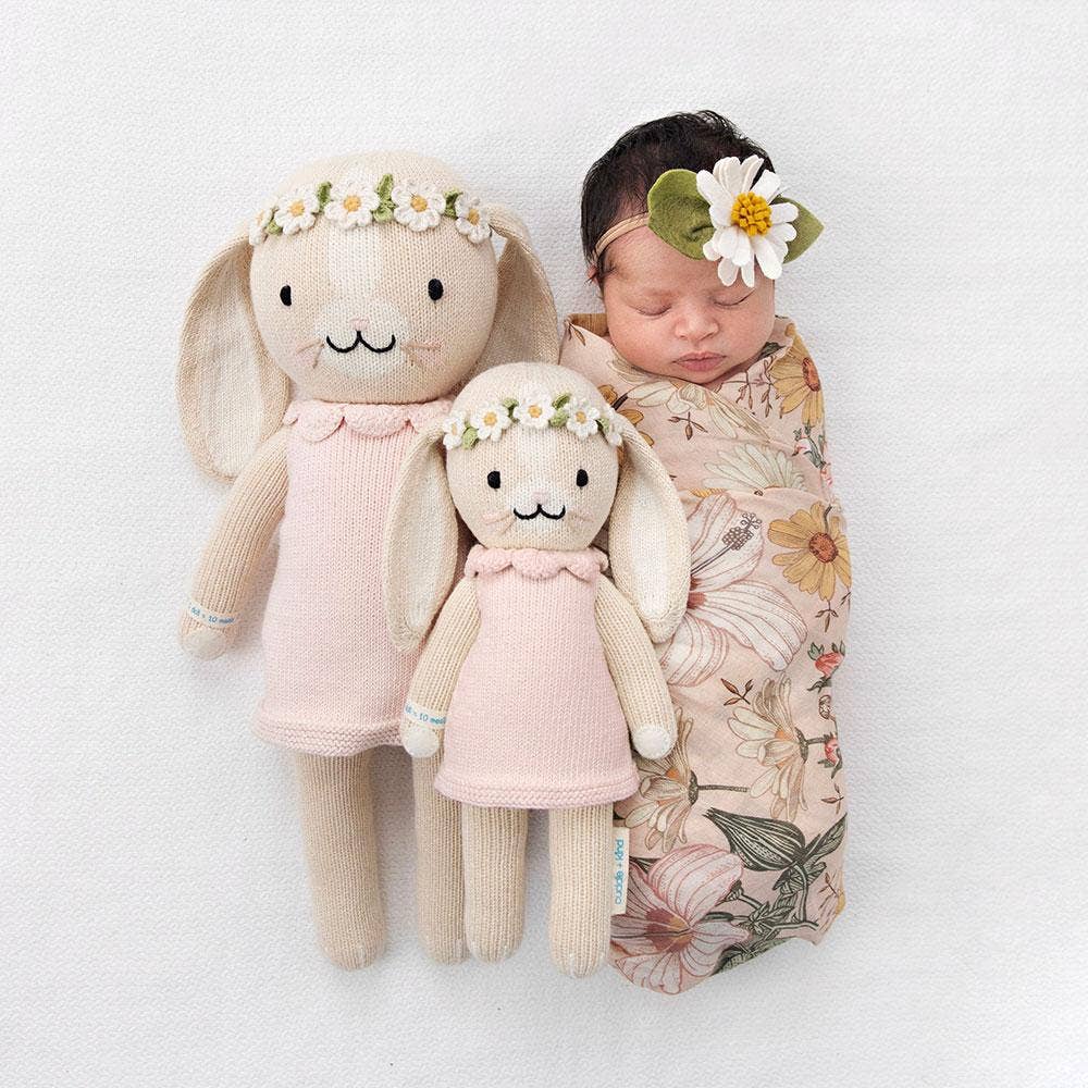 Cuddle+Kind Hannah the bunny (blush), gives 10 meals