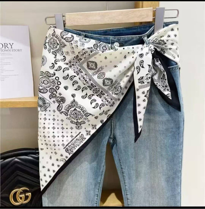 Printed Triangle Scarf – Bandana Style Wrap / Shawl