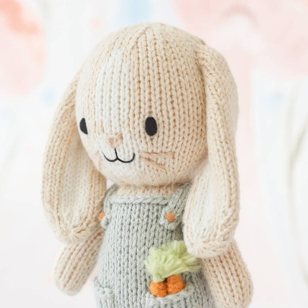 Cuddle+Kind Tiny Henry the bunny, gives 10 meals