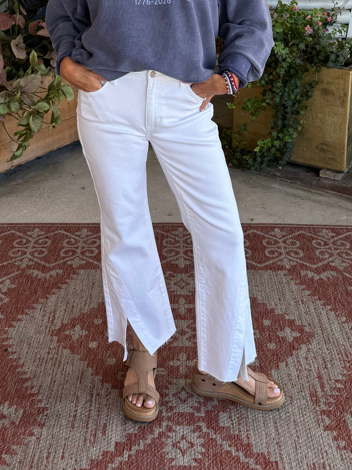 Liverpool Hannah Crop Flare With Twisted Slit - Bright White