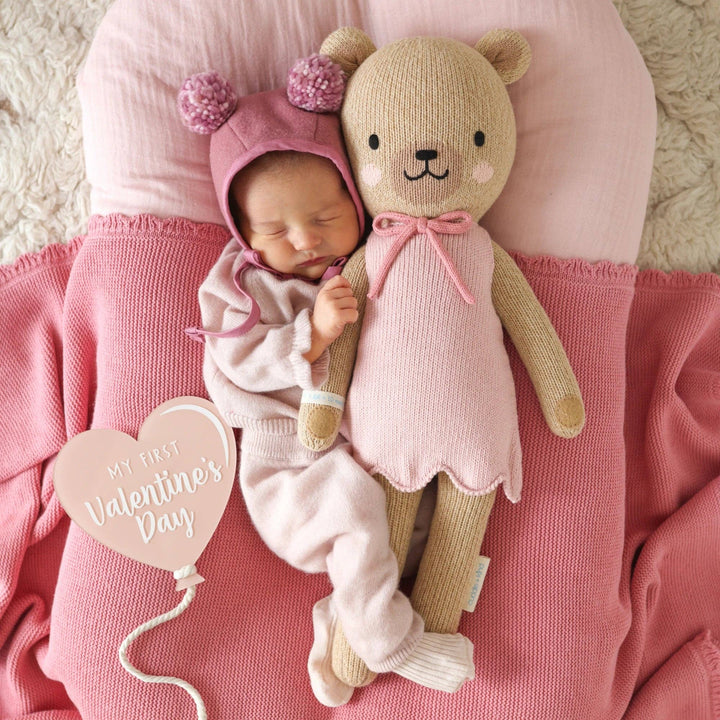 Cuddle+Kind Bella the honey bear