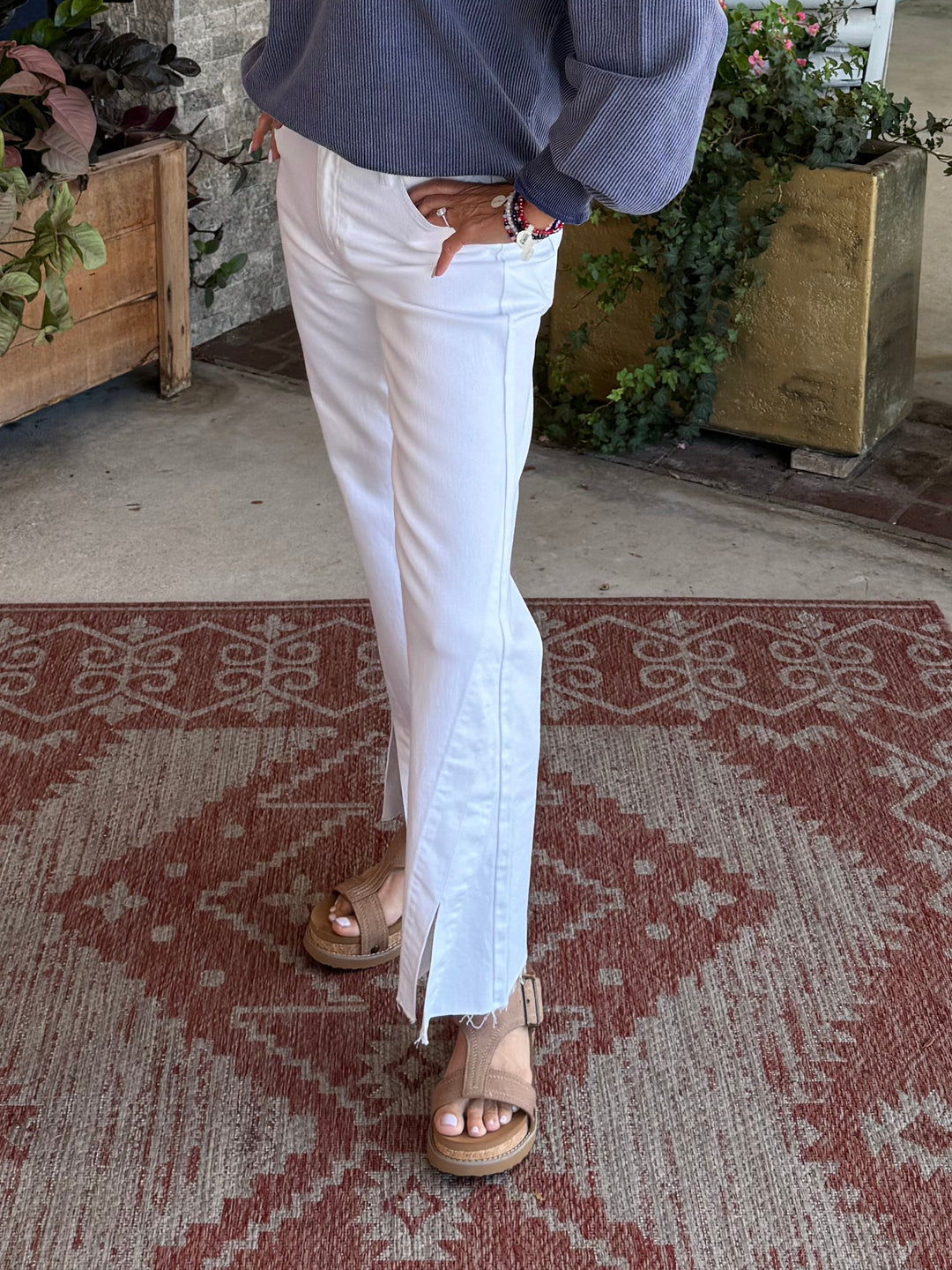 Liverpool Hannah Crop Flare With Twisted Slit - Bright White