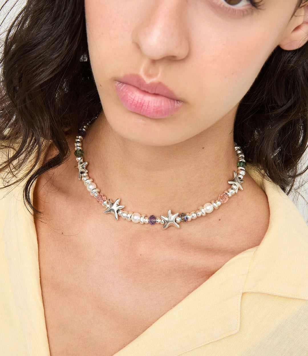 UNODe50 Necklace Espectro Short necklace with crystals and small starfishes Silver