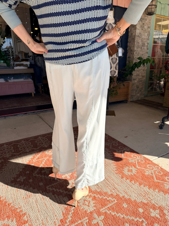 XCVI Mallis Pull-On Twill Gaucho Pant  in Carefree Pigment