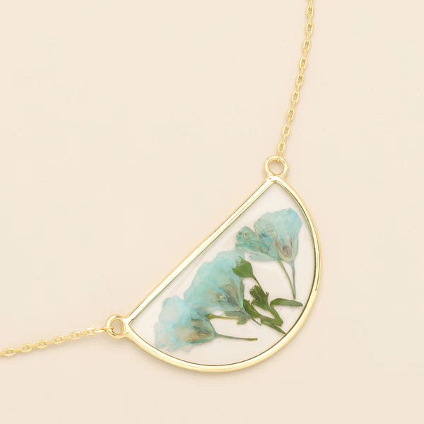 Scout Pressed Flower Necklace - Blue Baby&
