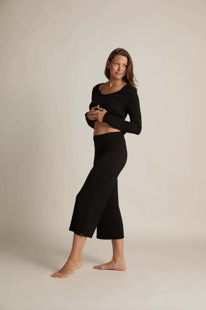 Faceplant Dreams Bamboo Wide-Leg Capri Pant - Black