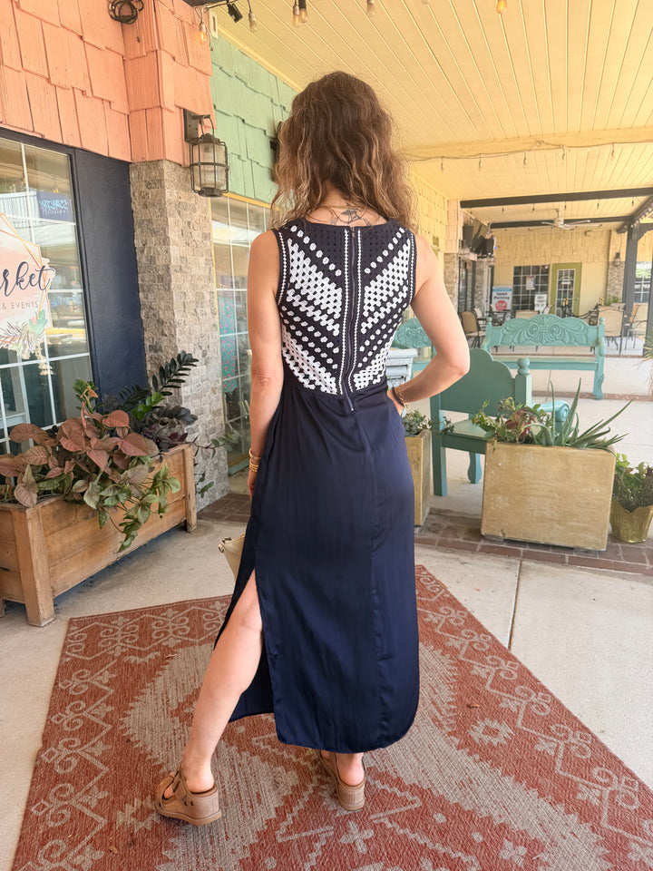 Liverpool Sleeveless V-neck Crochet Woven Dress Navy White
