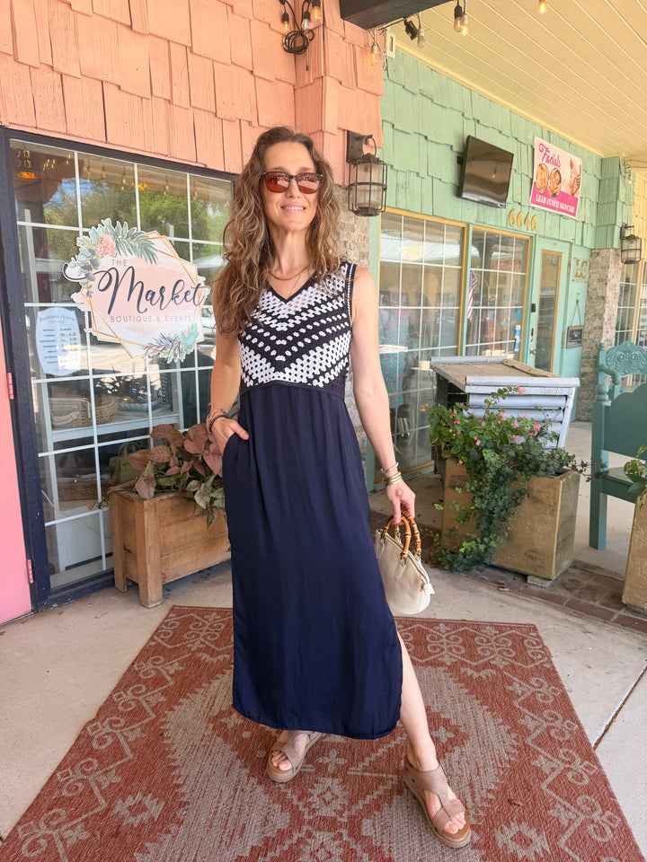 Liverpool Sleeveless V-neck Crochet Woven Dress Navy White