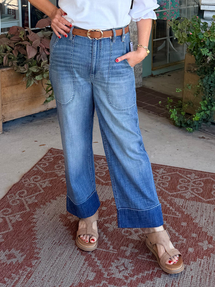 Liverpool Hi-Rise Relaxed Straight with Utility Pockets 27" Inseam