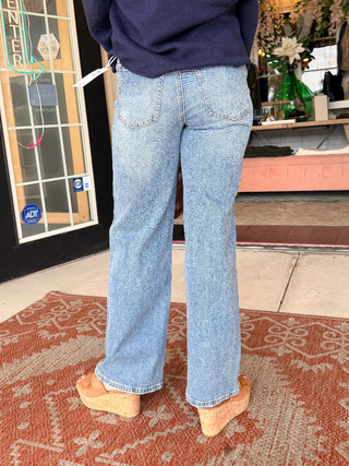Tribal Sophia Curvy Straight Leg Embroidered Jeans