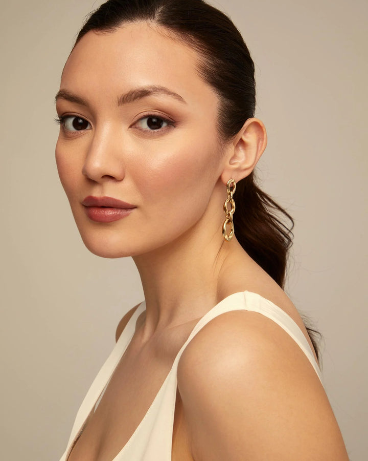 UNOde50 Drop earrings with 3 links Gold