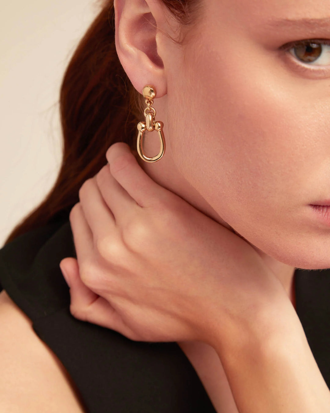 UNODE50 Drop earrings with medium sized link Gold