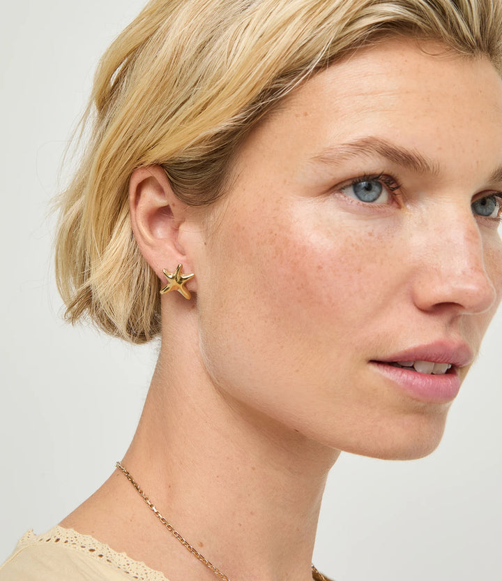 UNOde50 Earrings Star Small starfish earrings Gold