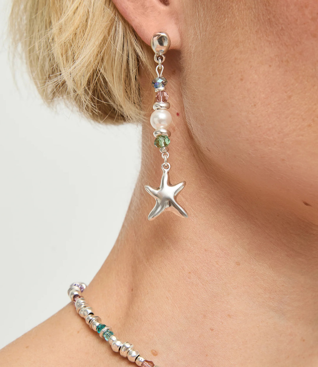 UNOde50  Earrings Espectro Long earrings with starfish and pearl Silver