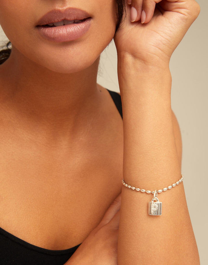 UNODE50 Oval link chain charm bracelet Silver
