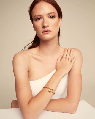 UNOde50 Bangle bracelet with inner spring - Gold