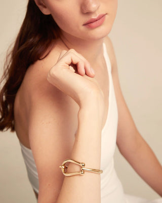 UNOde50 Bracelet Bangle Bracelet with Large Link - Gold