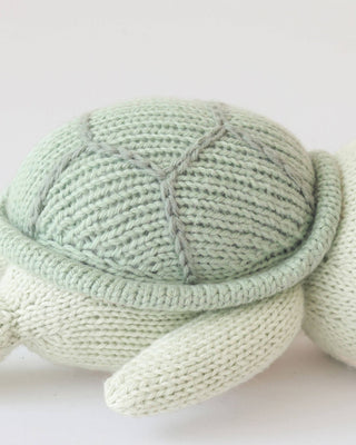 Cuddle+Kind Baby sea turtle (kelp green)