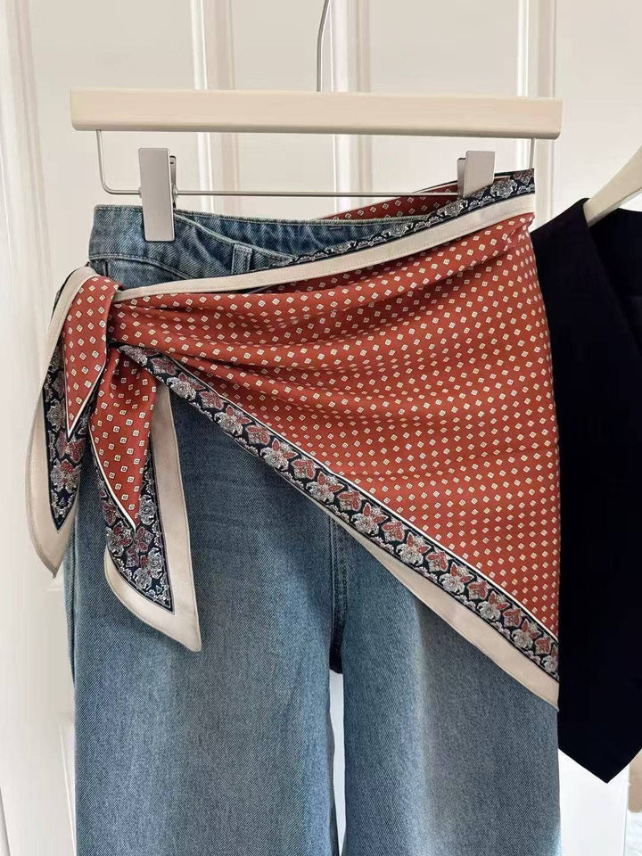 Printed Triangle Scarf – Bandana Style Wrap / Shawl