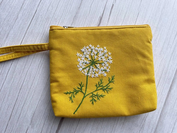 Flower Embroidered Cosmetics Bag, Collection Madeline✅