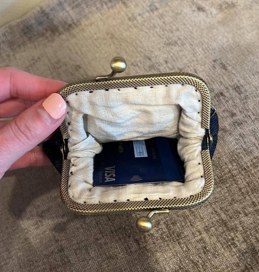 Cat Embroidered Coin Purse  ✅