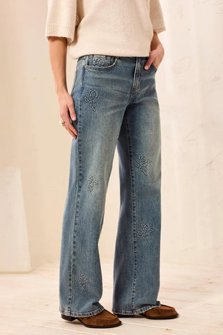 Tribal Sophia Curvy Straight Leg Embroidered Jeans