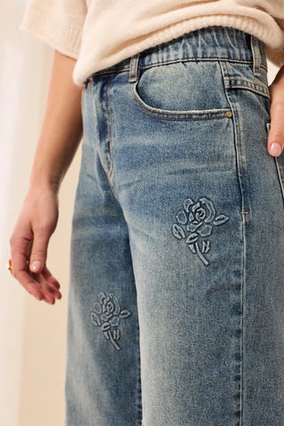 Tribal Sophia Curvy Straight Leg Embroidered Jeans