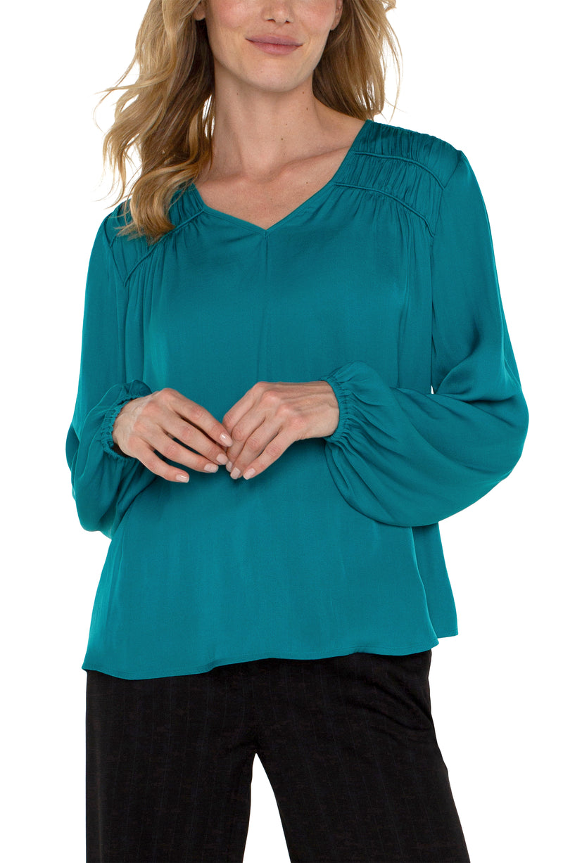 LIVERPOOL LONG SLEEVE V-NECK WOVEN BLOUSE W/ SHIRRING - MALACHITE