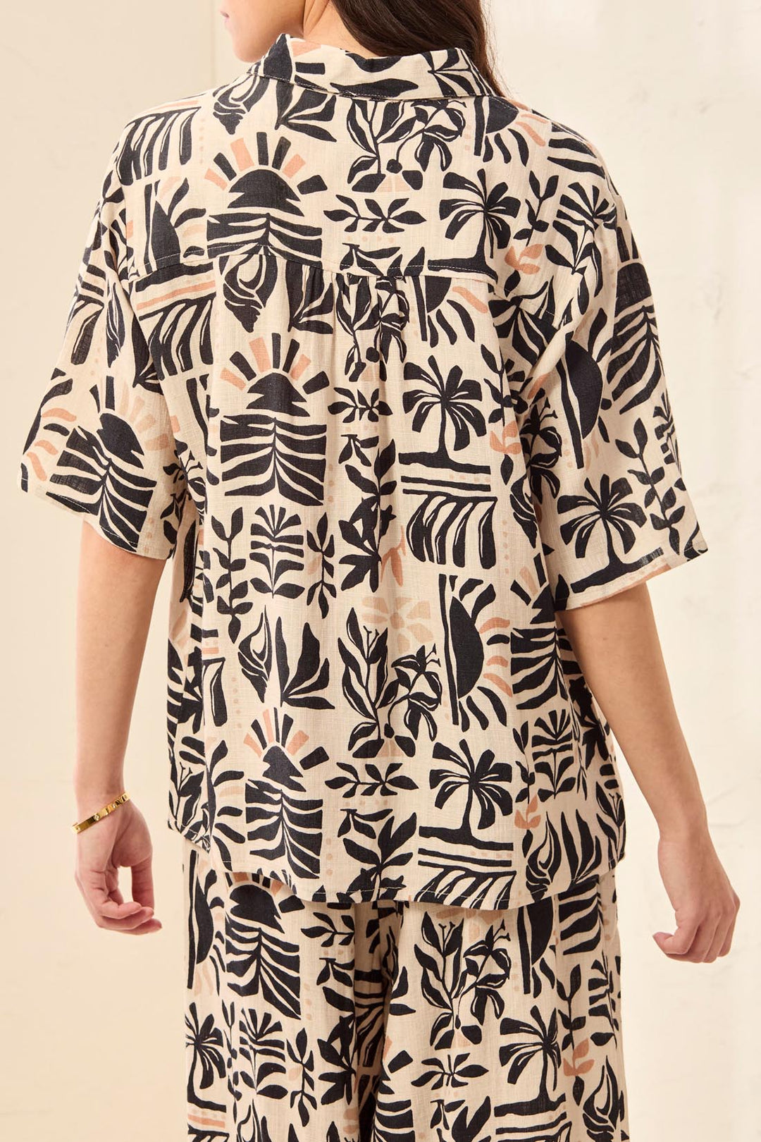 Tribal Linen Short Sleeve Button-Front Printed Camp Shirt - Canvas