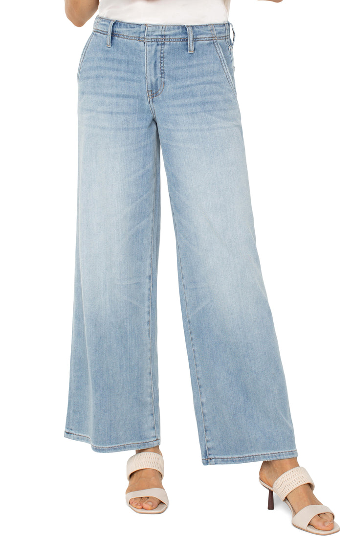 Liverpool Weekender Wide Leg 30" Inseam - Las Virgenes