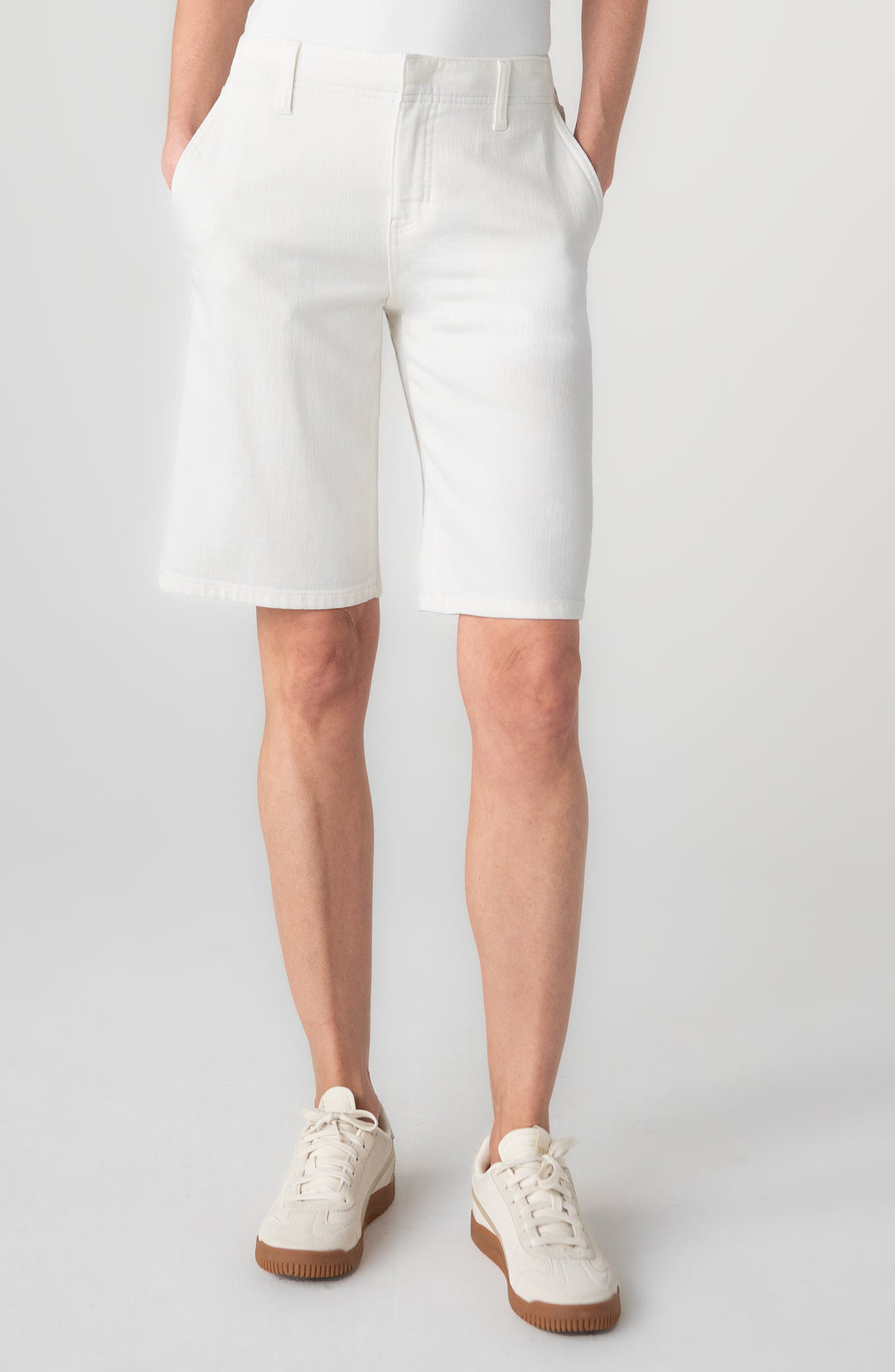 Liverpool Weekender Relaxed Short 11" Inseam - Bright White